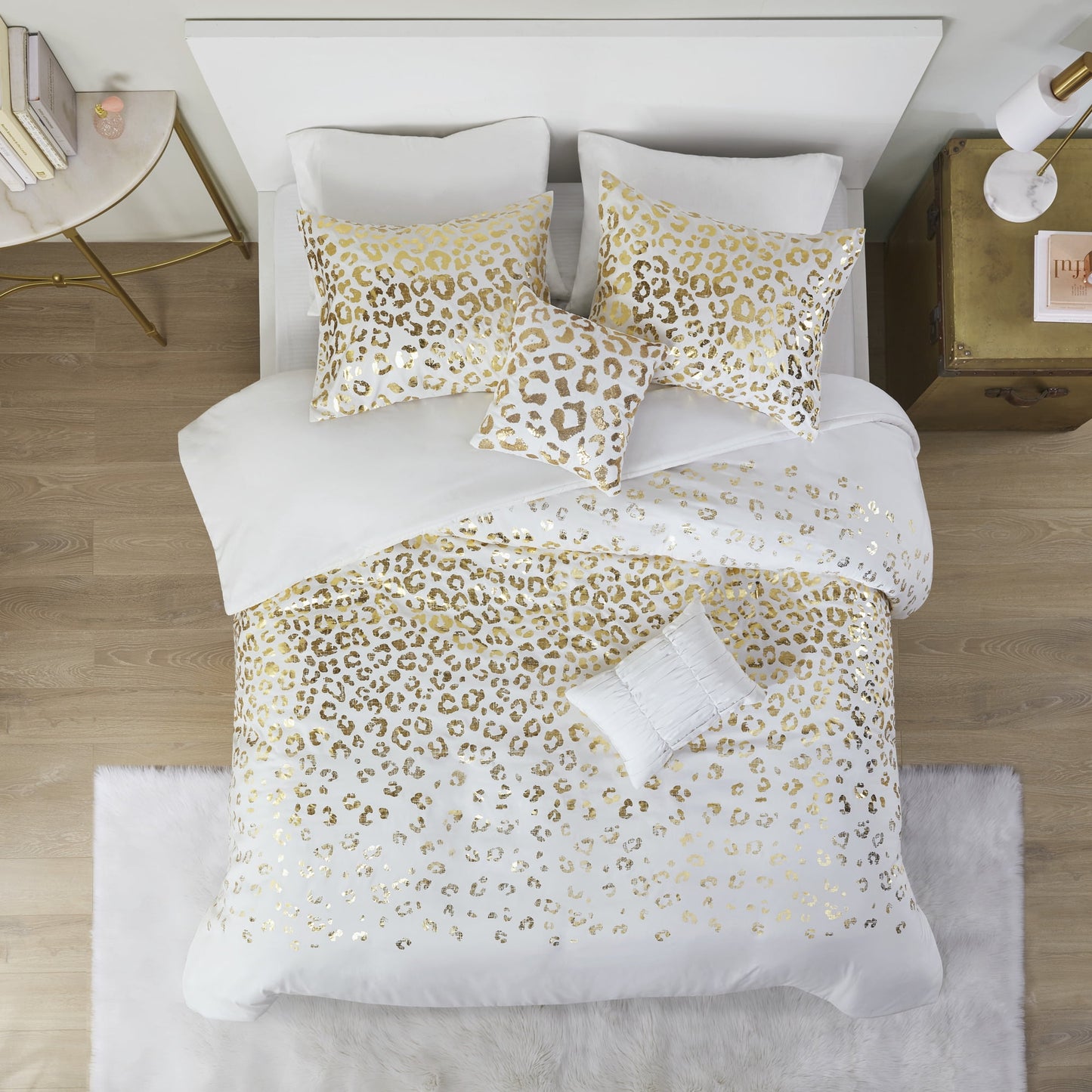 4 Piece Gold Metallic Leopard Printed Duvet Cover Set, Ivory/Gold, Twin/Twin-XL
