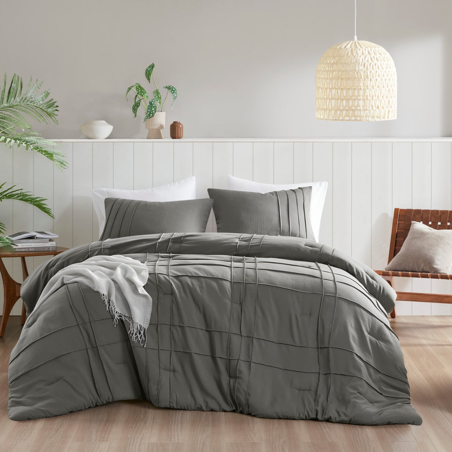 Soft Washed Pleated Comforter Set