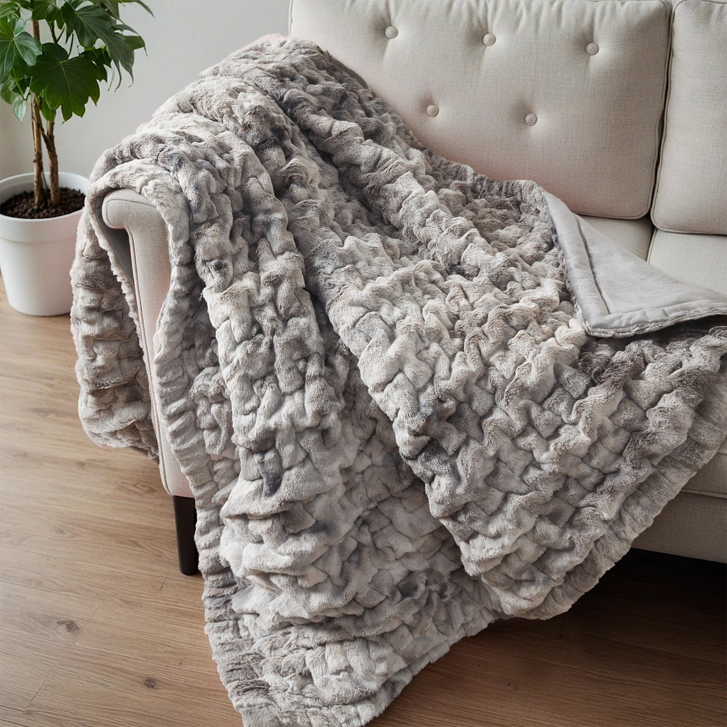 Extra Soft Fuzzy Faux Fur Ombre Reversible Throw Blanket