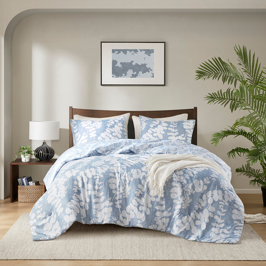 Extra Soft Reversible Floral Comforter with Pillow Shams