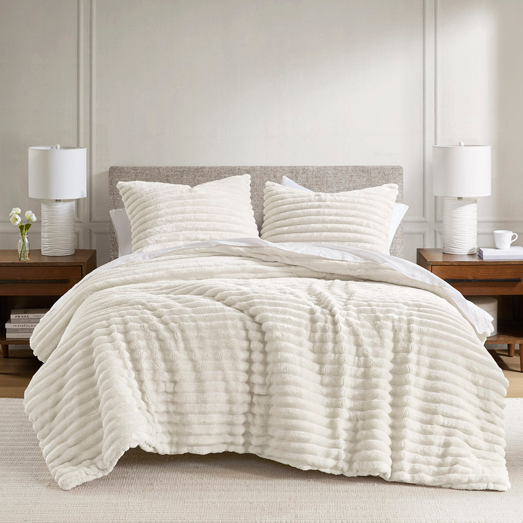 Fluffy Ribbed Plush Comforter Set