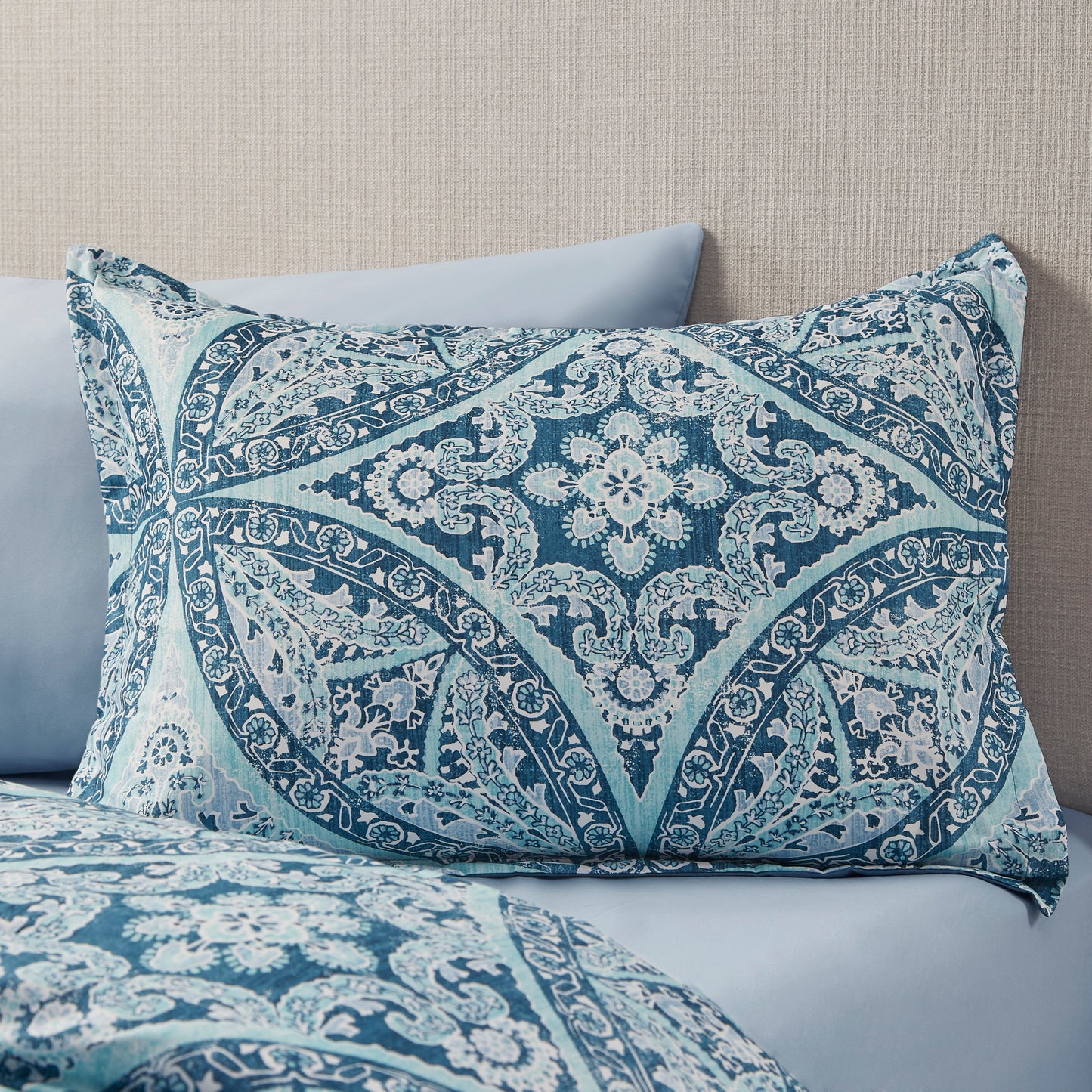 Comforter Sets with Down Alternative Comforter