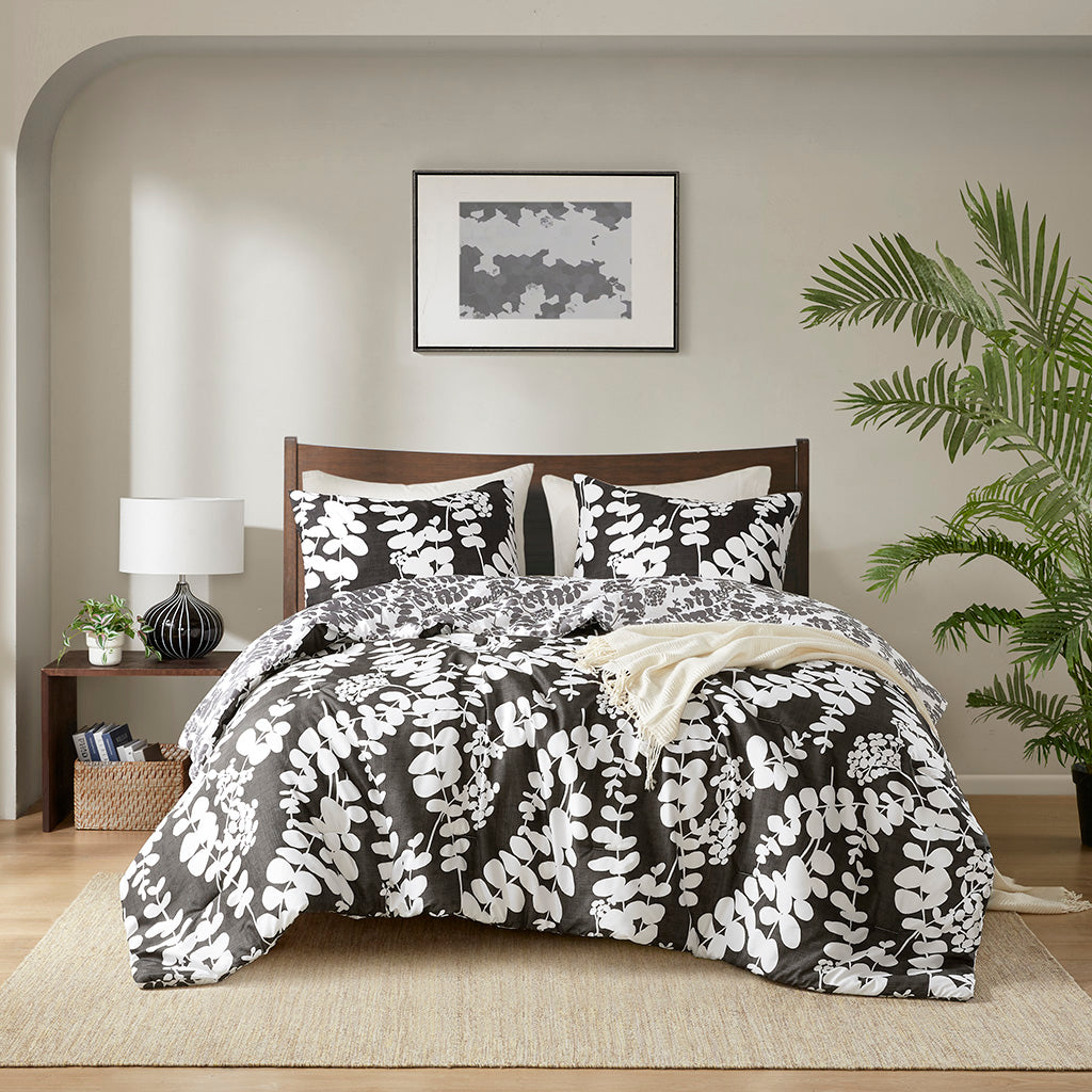 Extra Soft Reversible Floral Comforter with Pillow Shams