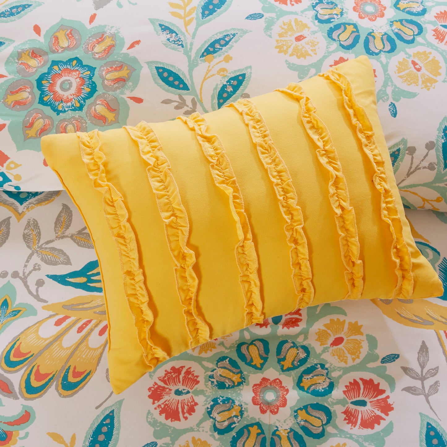 Floral medallions and bird motifs Comforter Bedding Set