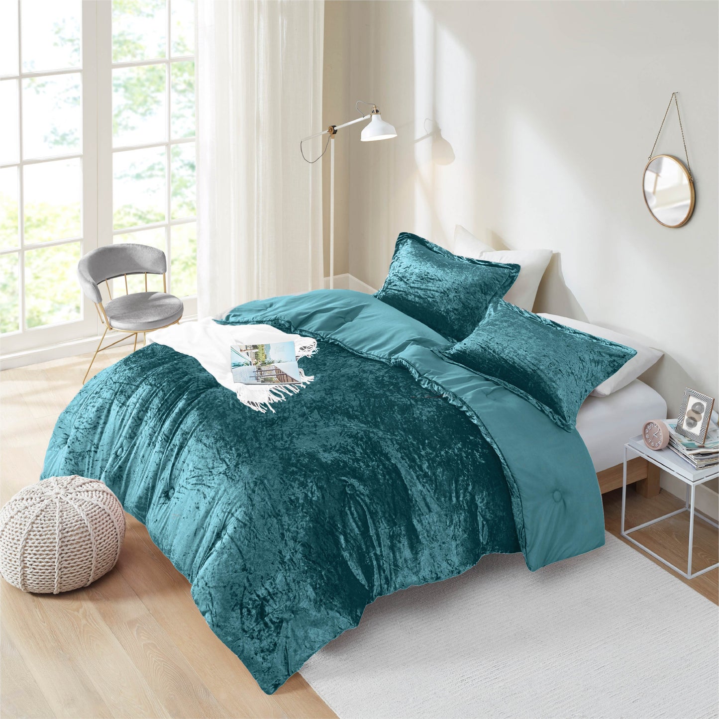 Cozy Velvet Alternative Bedding Comforter Sets