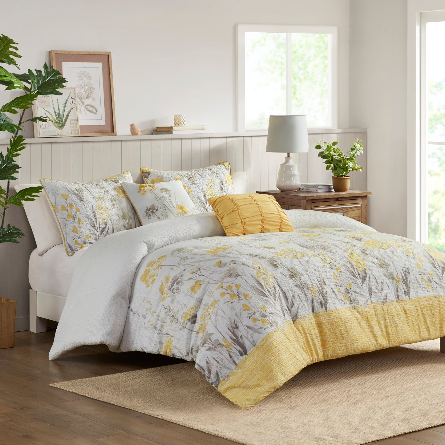 Floral Seersucker Comforter Set with Decor Pillows