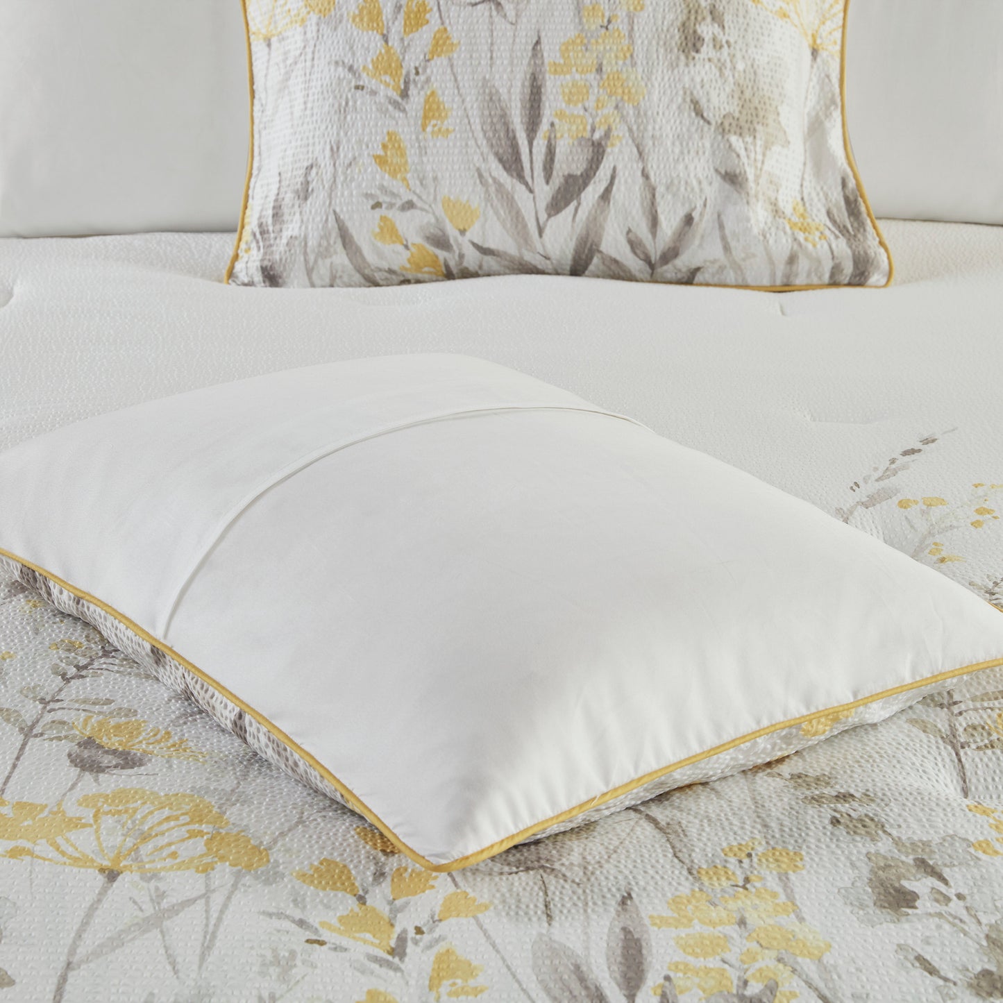 Floral Seersucker Comforter Set with Decor Pillows