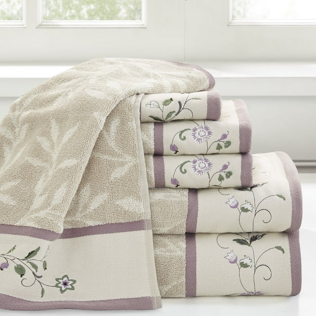 Floral Embroidered Cotton Jacquard Towel Set