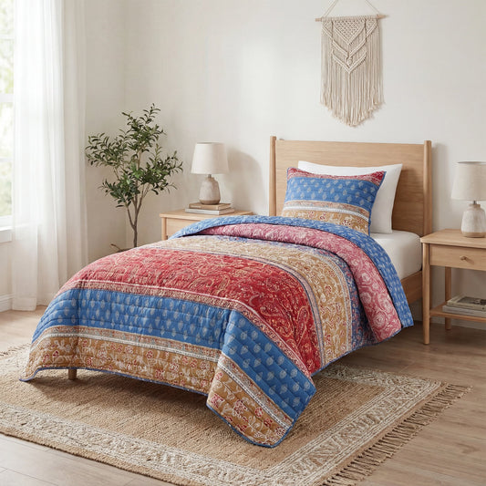 Boho Floral Reversible Patchwork Quilt Set with Pillowcases