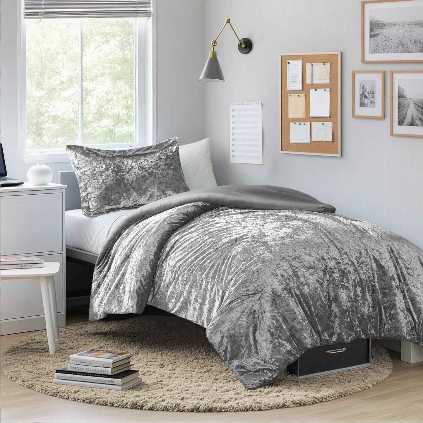 Crushed Velvet Comforter Set, Round Quilting