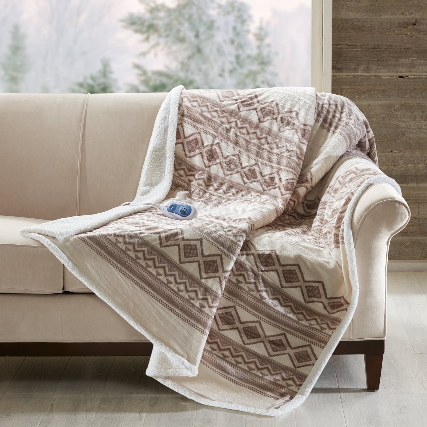 Oversized Mink to Berber Heated Throw, 60x70", Natural