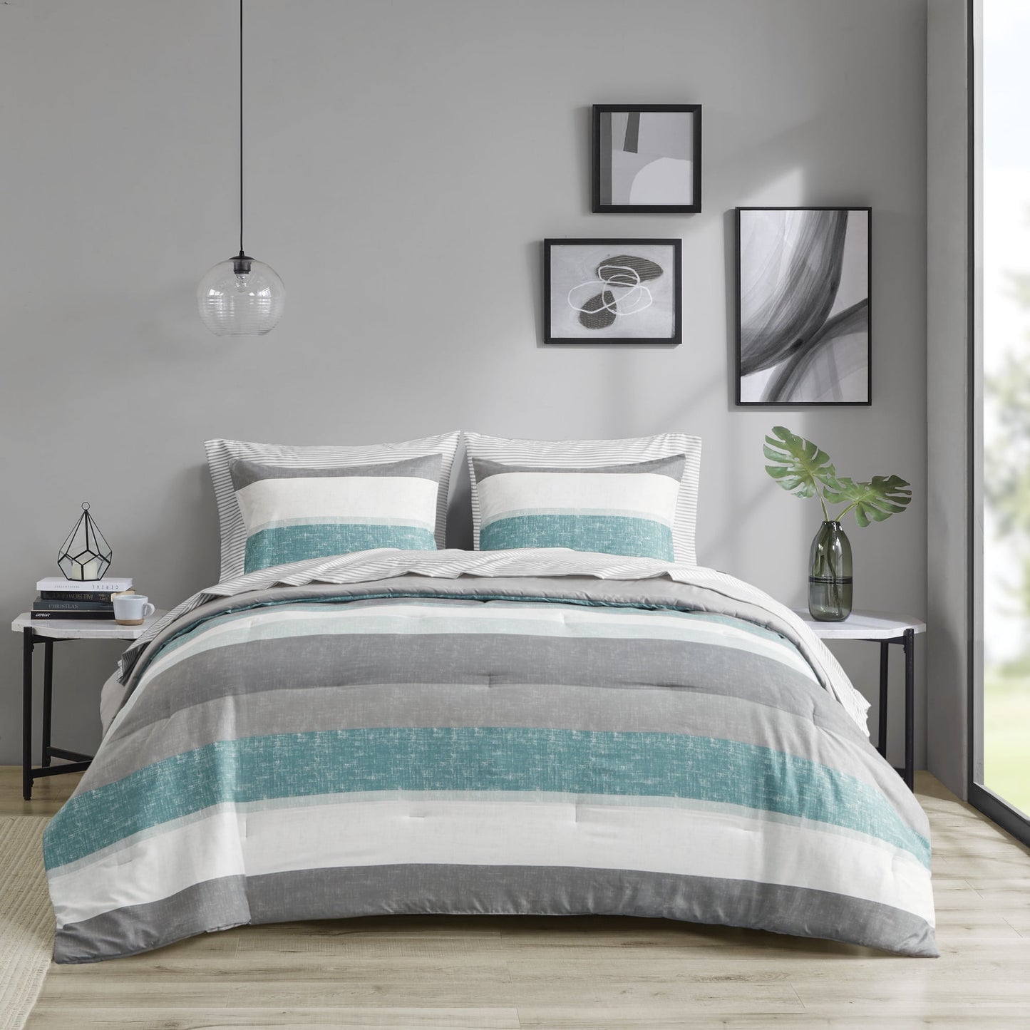 7 Piece Stripe Comforter Set Bed in a Bag Bedding Set for Dorm Room, Comforter Bed Set with Flat Sheet and Fitted Sheet