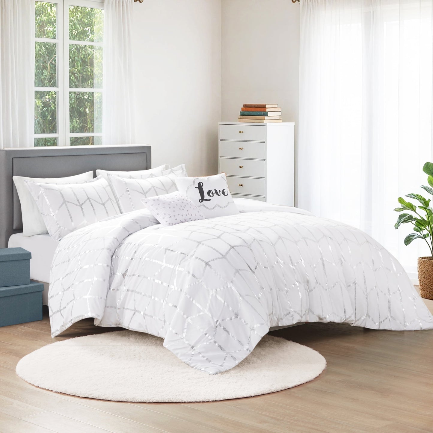 Metallic Printed Comforter Set