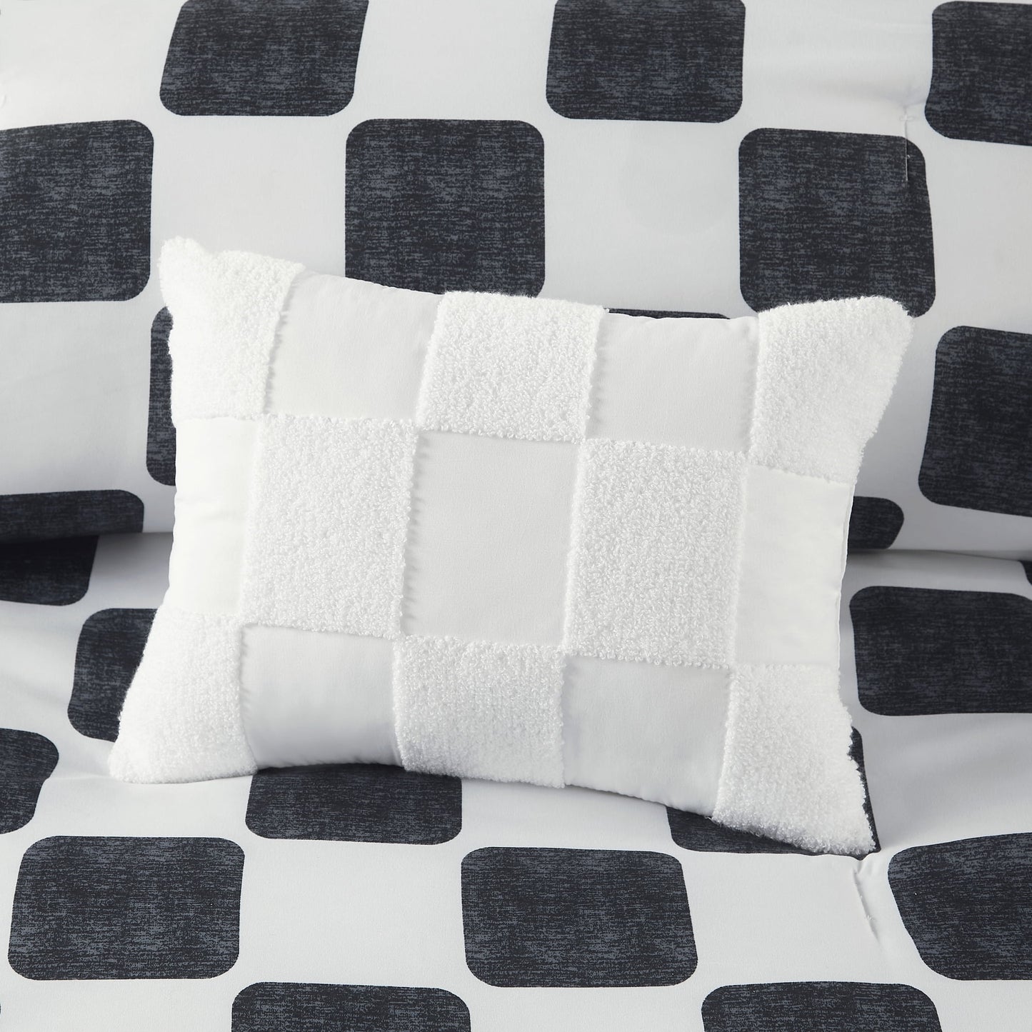 Black/White Checkered Comforter Set