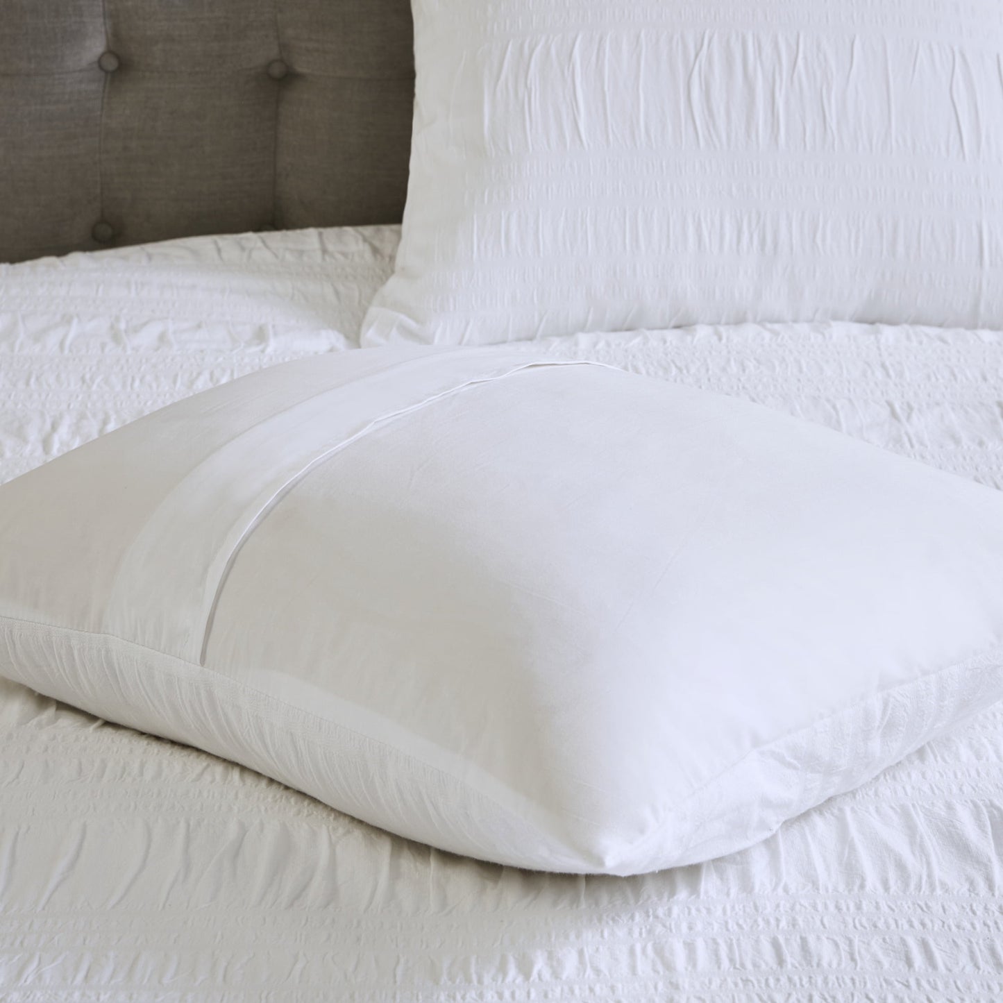 4 Piece Cotton Seersucker Duvet Cover Set, King/Cal King, White
