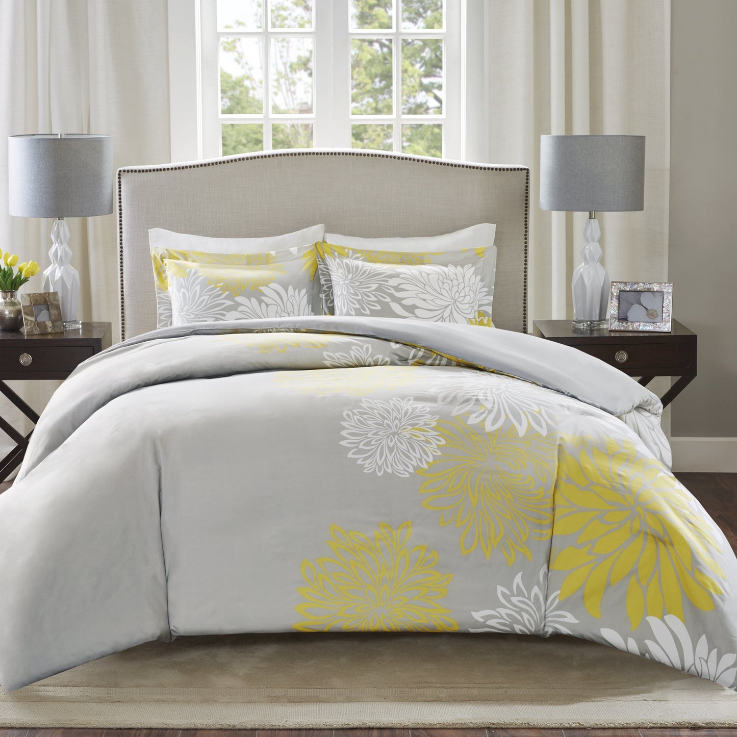 Modern Floral Comforter Set