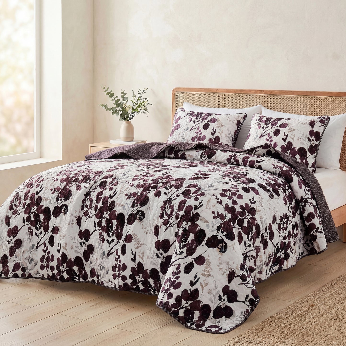 Floral Botanical Garden Style Quilt Bedspread with Sham