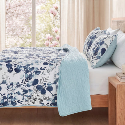 Floral Botanical Garden Style Quilt Bedspread with Sham