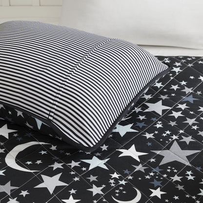 Cloud Reversible Cotton Quilt Set with Throw Pillows