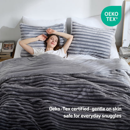 Fluffy Ribbed Plush Comforter Bedding Set