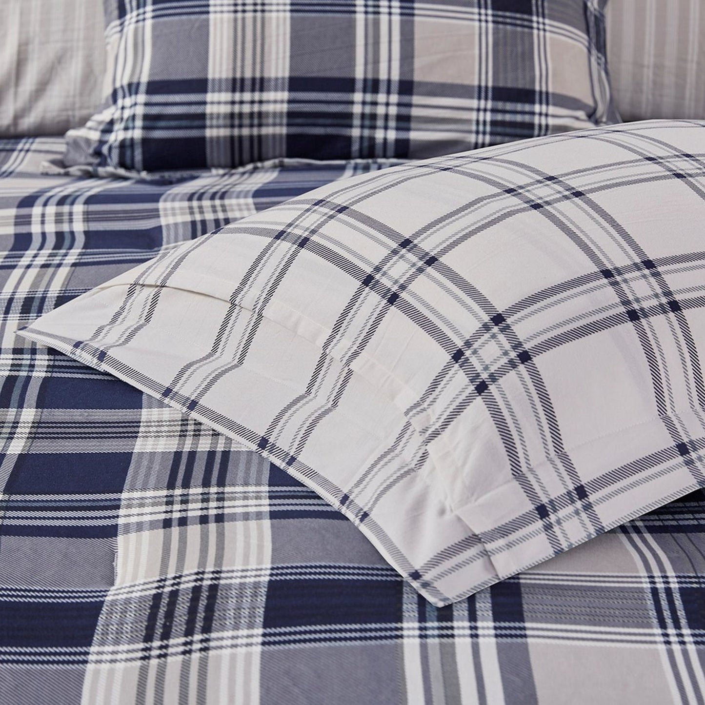8 Piece Comforter Set with Bed Sheets, Navy