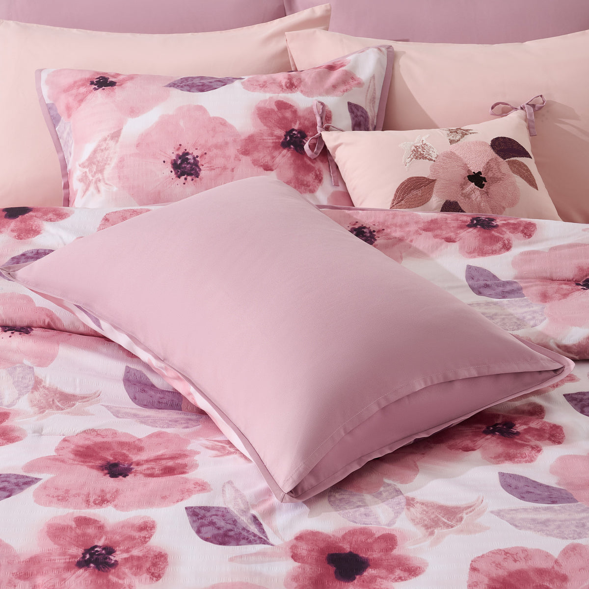 Tatum Reversible Floral Comforter Set with Sheets