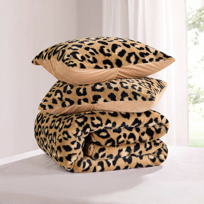 Faux Fur Reversible Bedding Set, Printed Serengeti Fur & Velvet Comforter Set with Comforter & Sham