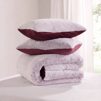 Faux Fur Reversible Bedding Set, Printed Serengeti Fur & Velvet Comforter Set with Comforter & Sham