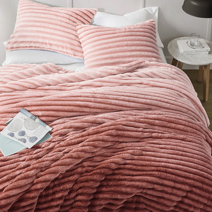 Fluffy Ribbed Plush Comforter Set