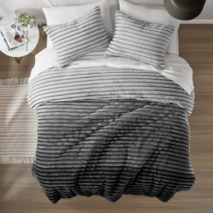 Fluffy Ribbed Plush Comforter Set