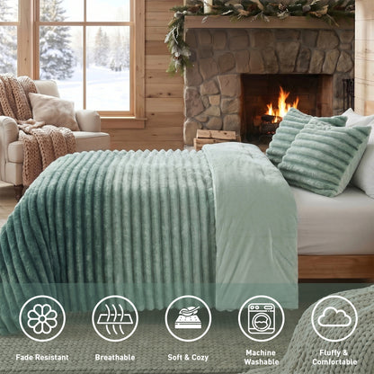 Fluffy Ribbed Plush Comforter Set, Cuddly Bedding Set with Comforter and Shams