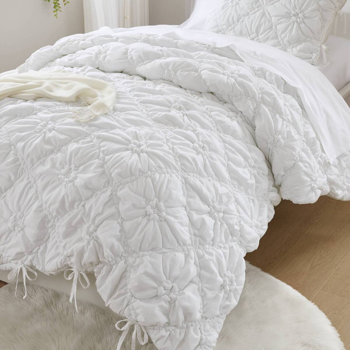 Floral Puffy Bow Tie Bedding Set, Comforter Set with Sham