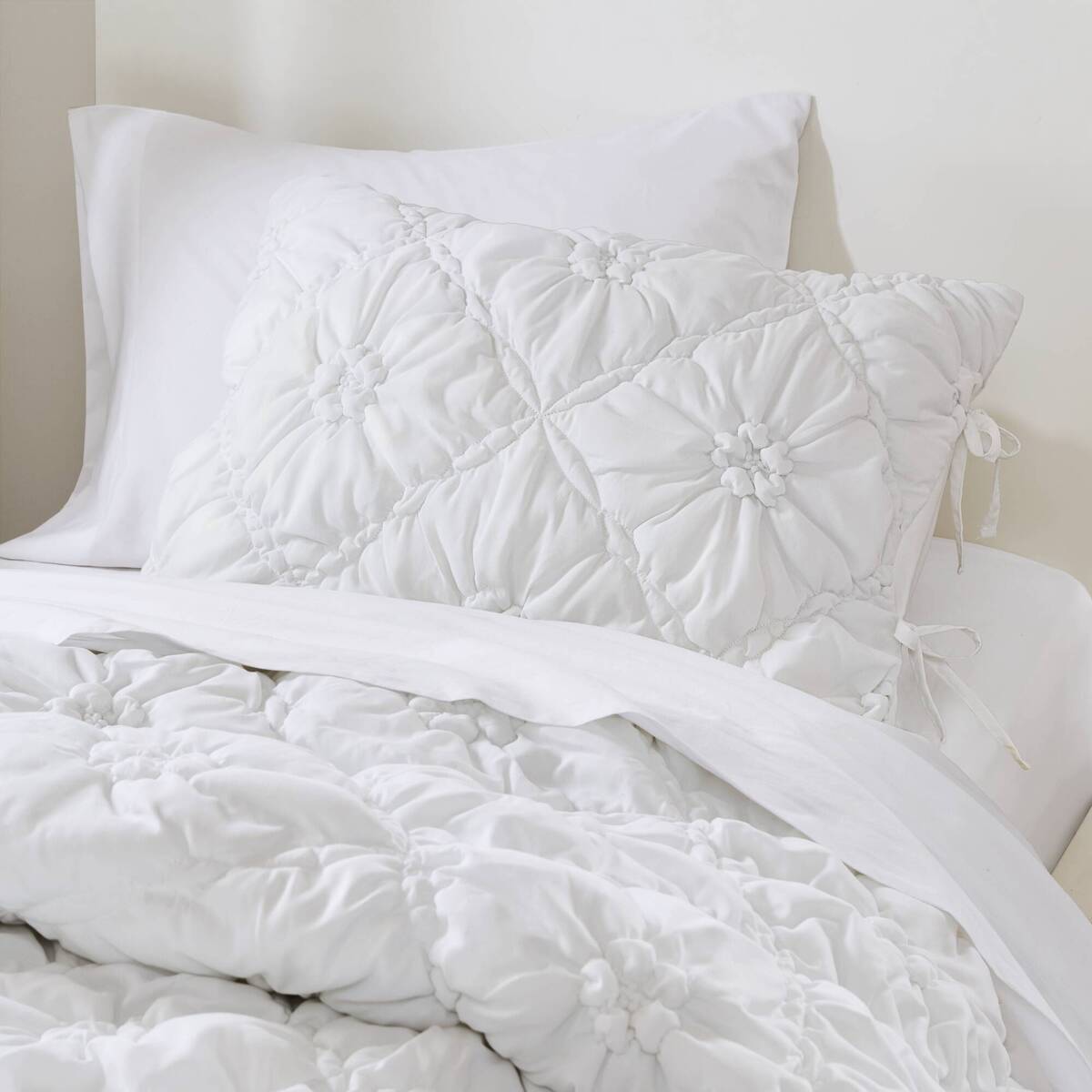 Floral Puffy Bow Tie Bedding Set, Comforter Set with Sham