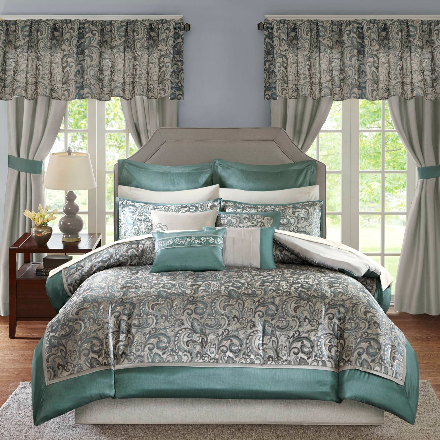 Room in a Bag Jacquard Paisley Pattern Conforter Set with Comforter, Bedskirt, Bed Sheets, Curtains, Pillowcases