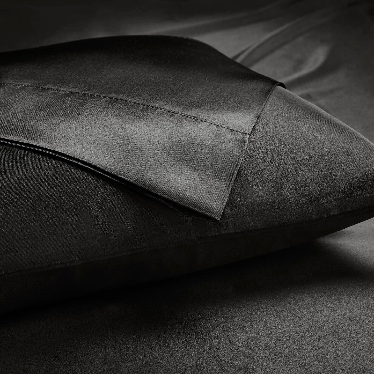 Satin Sheet Set, Silky Sheen and Cloud-Soft Feel Lightweight Bed Sheet