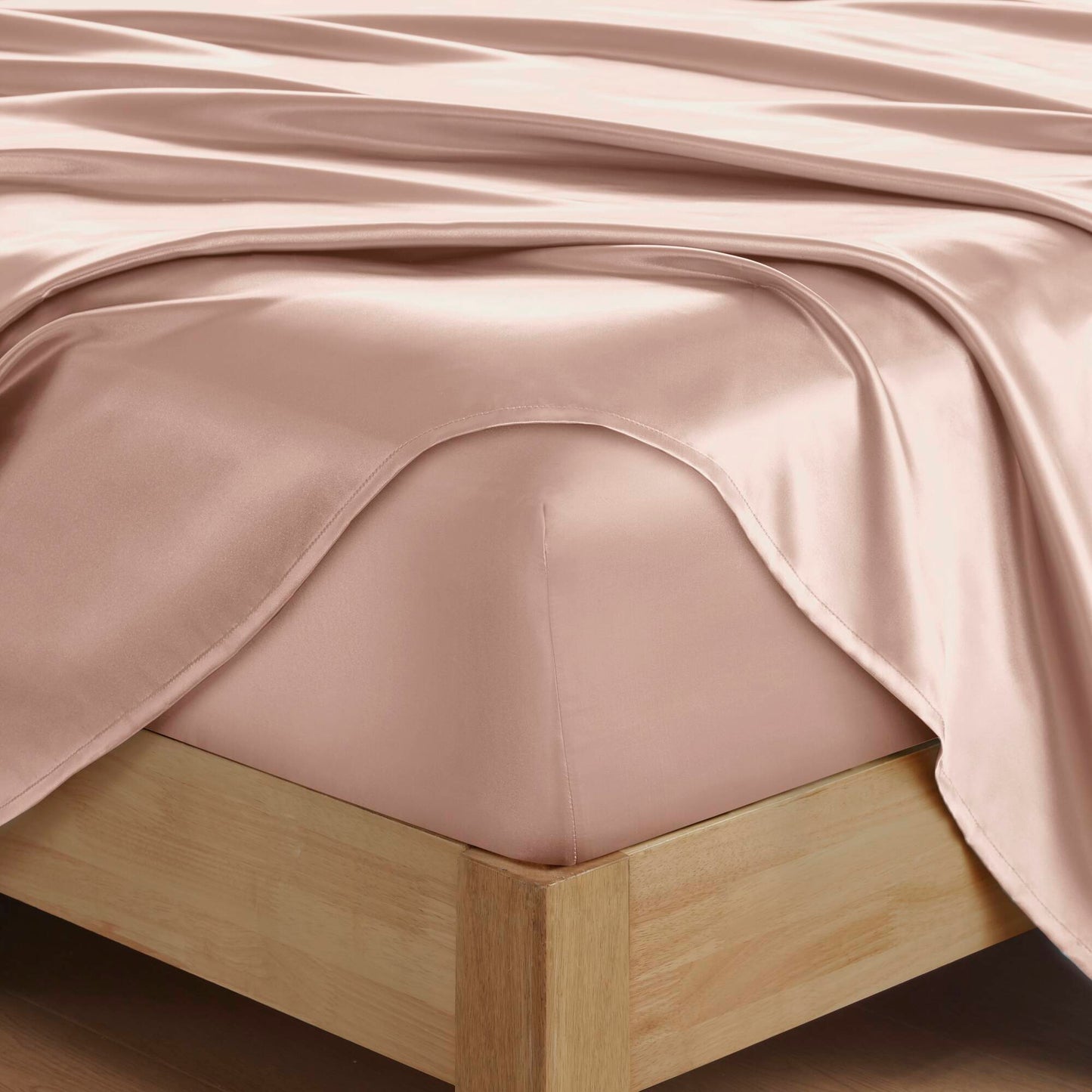 Satin Sheet Set, Silky Sheen and Cloud-Soft Feel Lightweight Bed Sheet