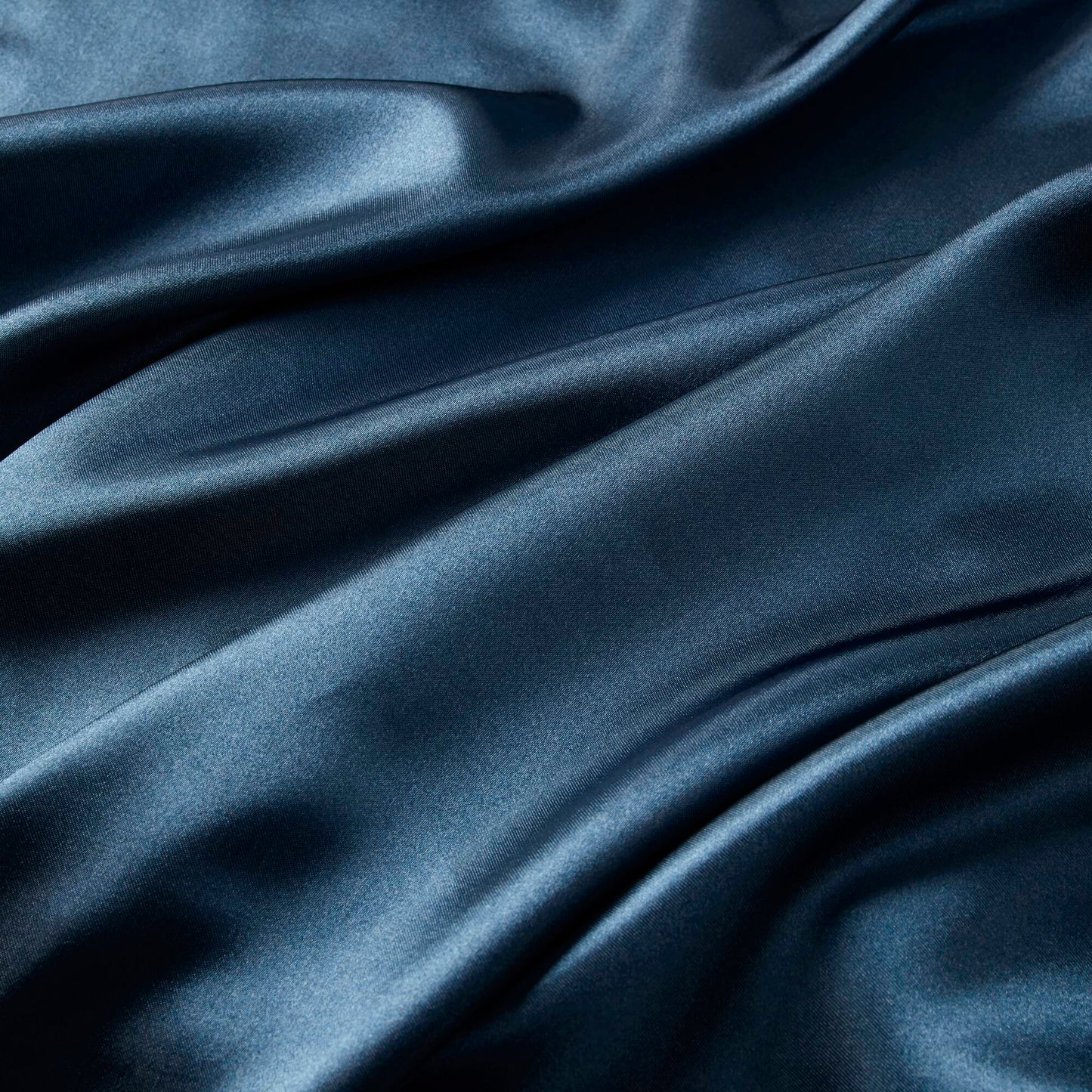 Satin Sheet Set, Silky Sheen and Cloud-Soft Feel Lightweight Bed Sheet