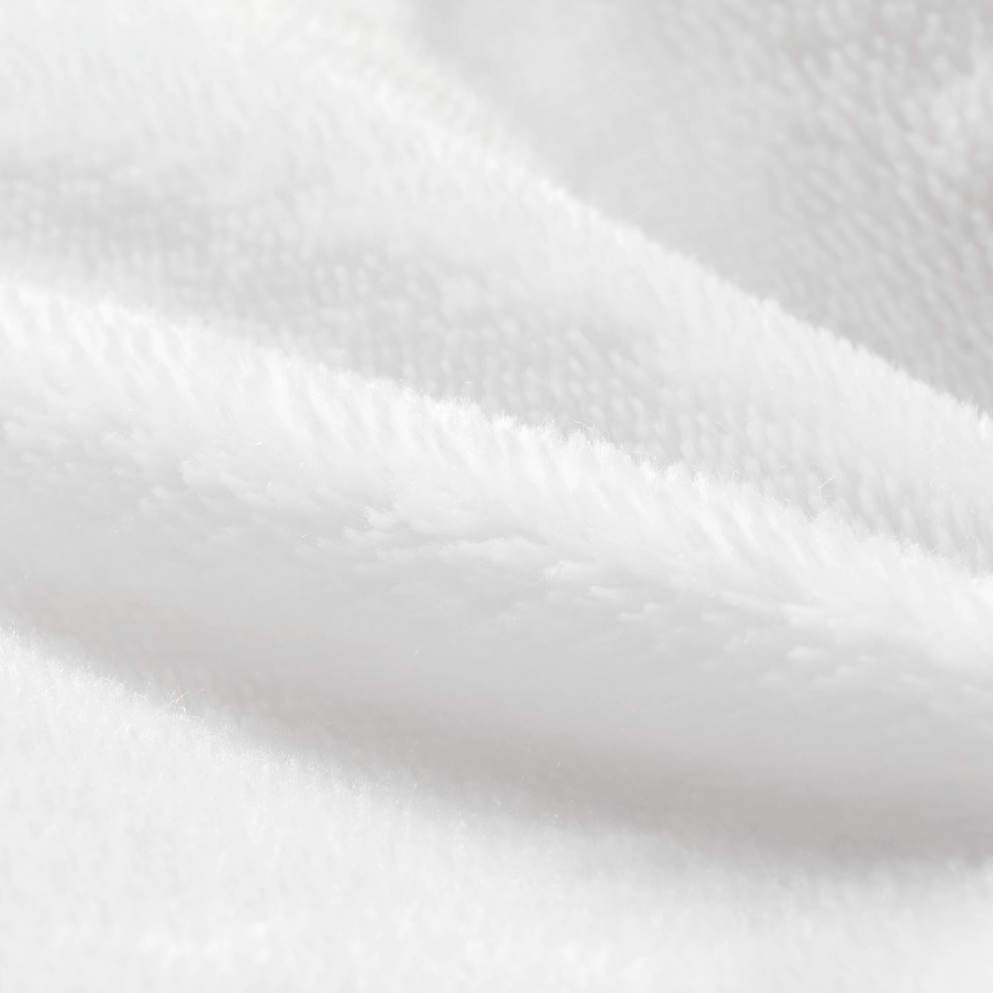 White Quilted Fitted Mattress Pad Cover with Deep Pocket, Waterproof Mattress Protector, Cloud Soft Down Alternative Mattress Cover, Machine Washable
