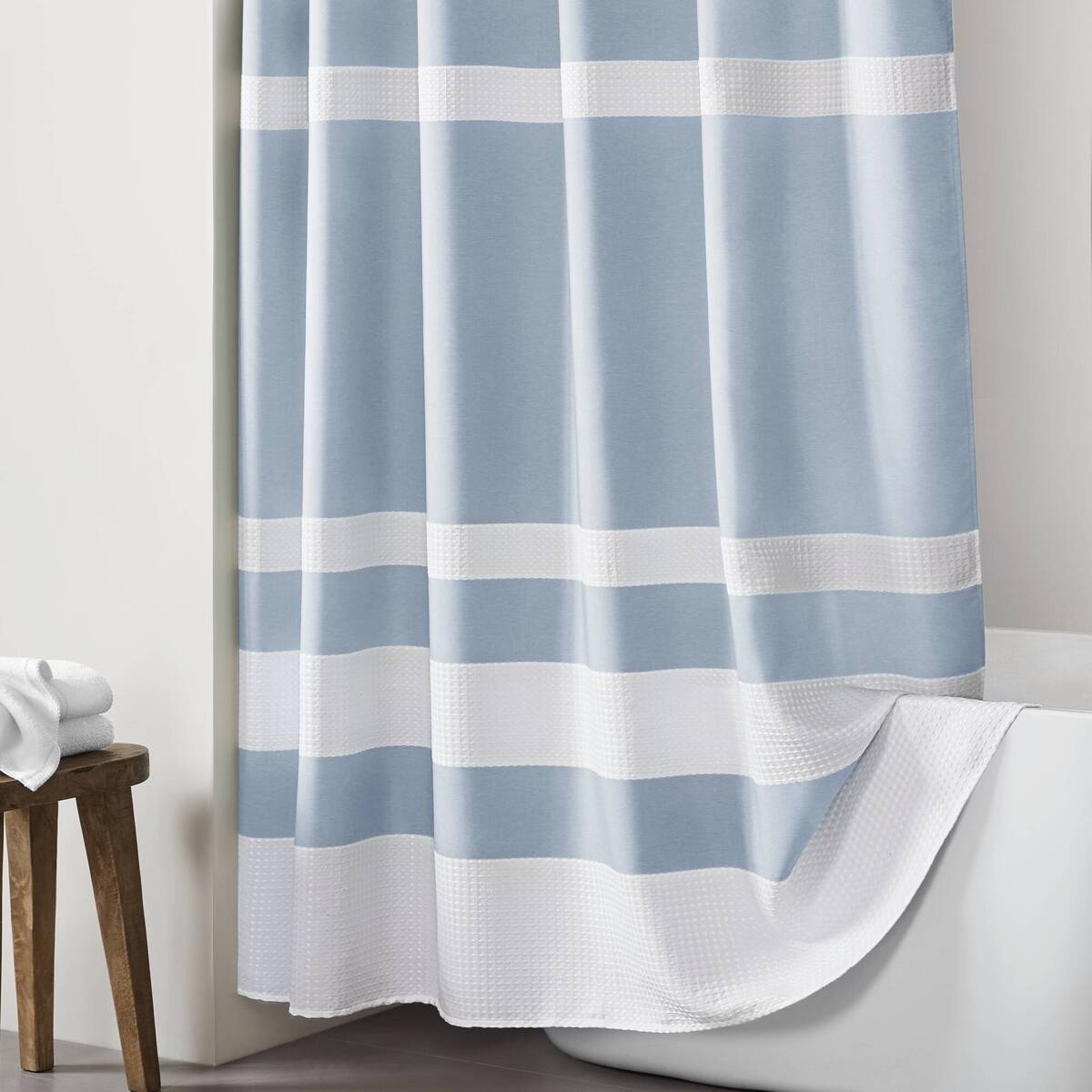 Modern Striped Shower Curtain with 3M Treatment