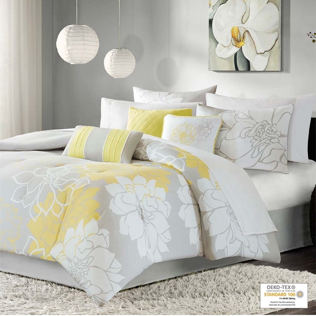 Lola Printed Comforter Set