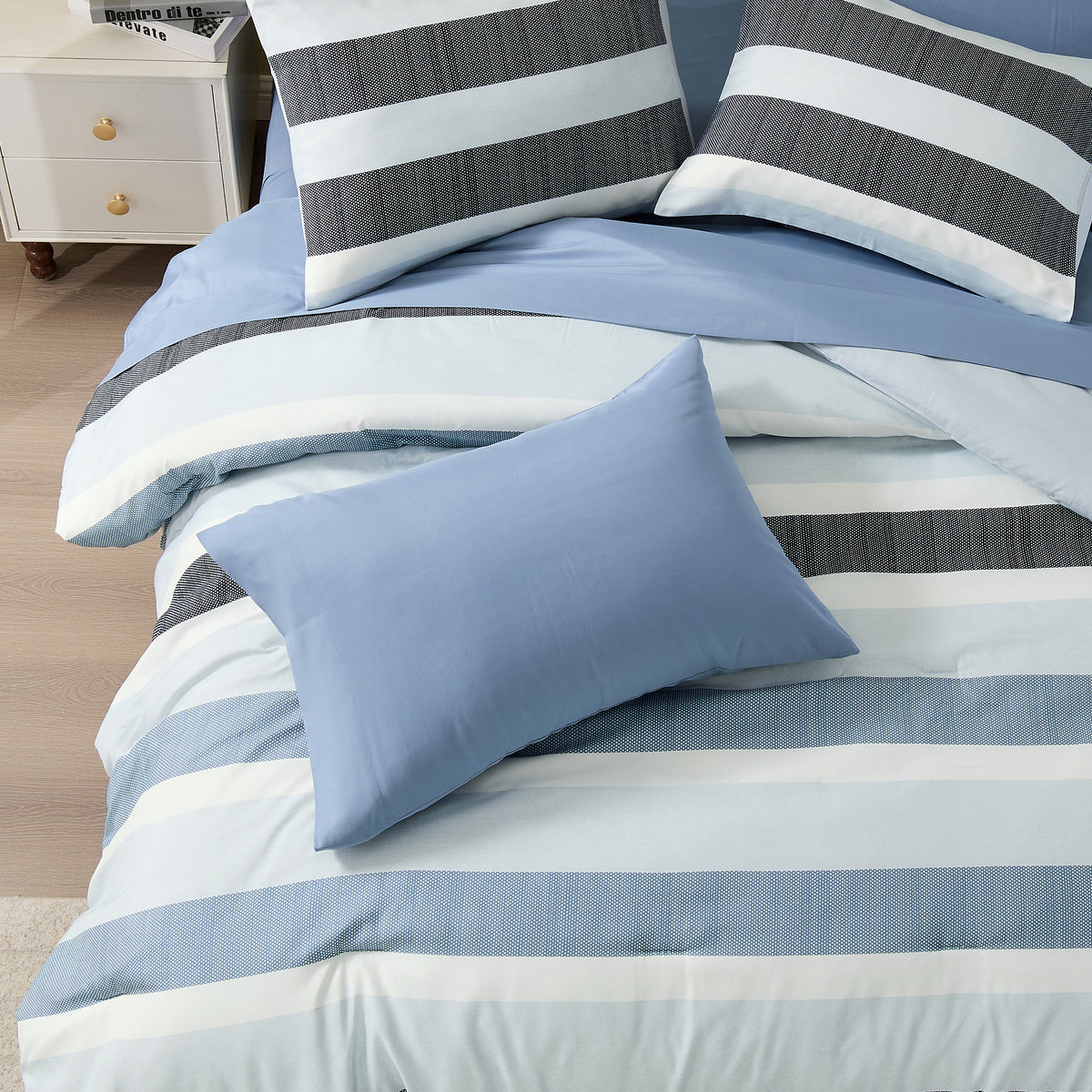 Blais Reversible Striped Comforter Bed Set
