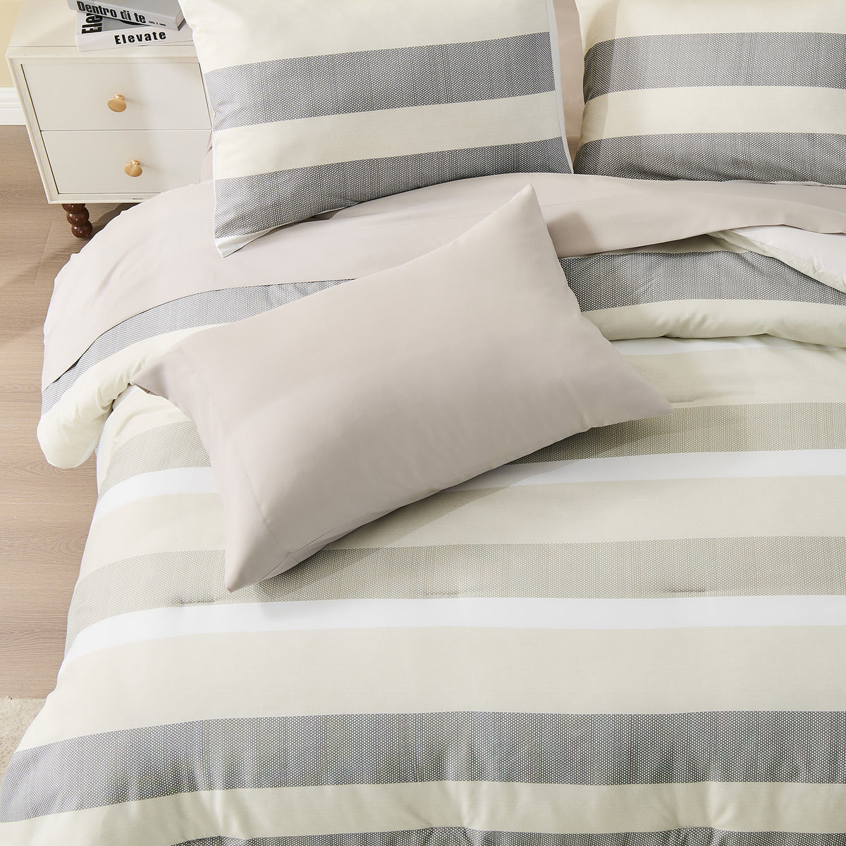 Blais Reversible Striped Comforter Bed Set