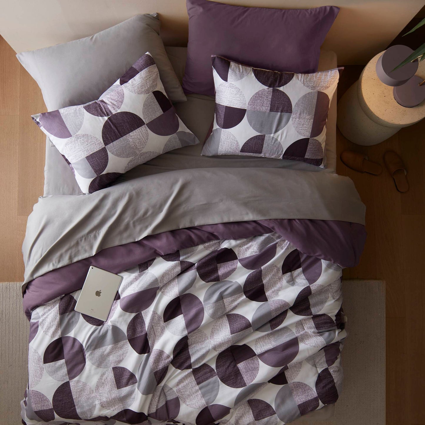 Round Geometric Print Comforter Mini Set