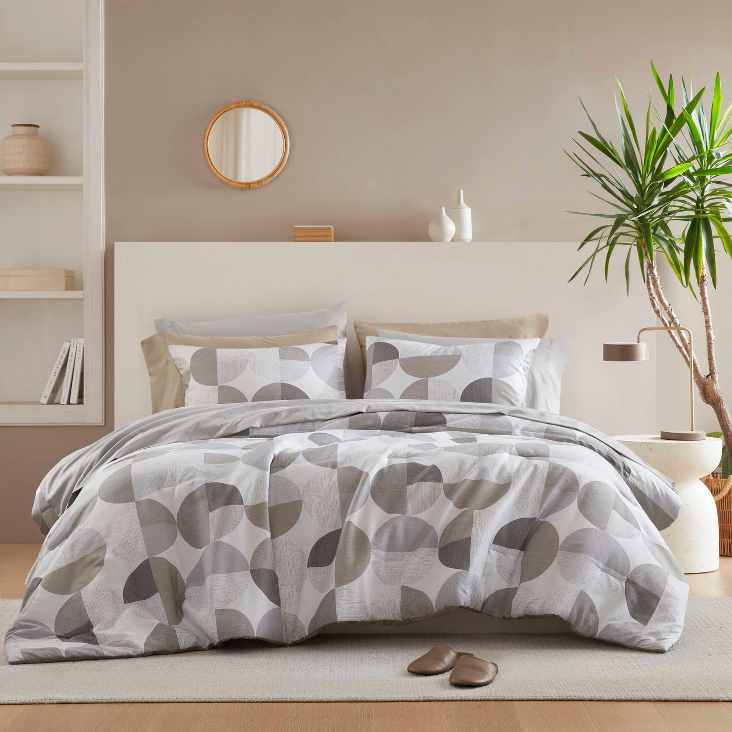 Round Geometric Print Comforter Mini Set