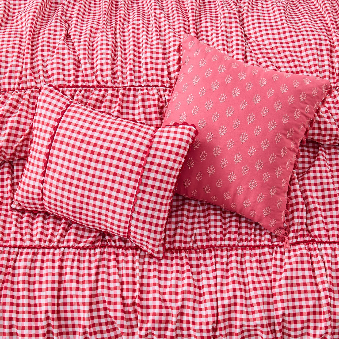 Plaid Ruched All Season Comforter Set with Decorative Pillows