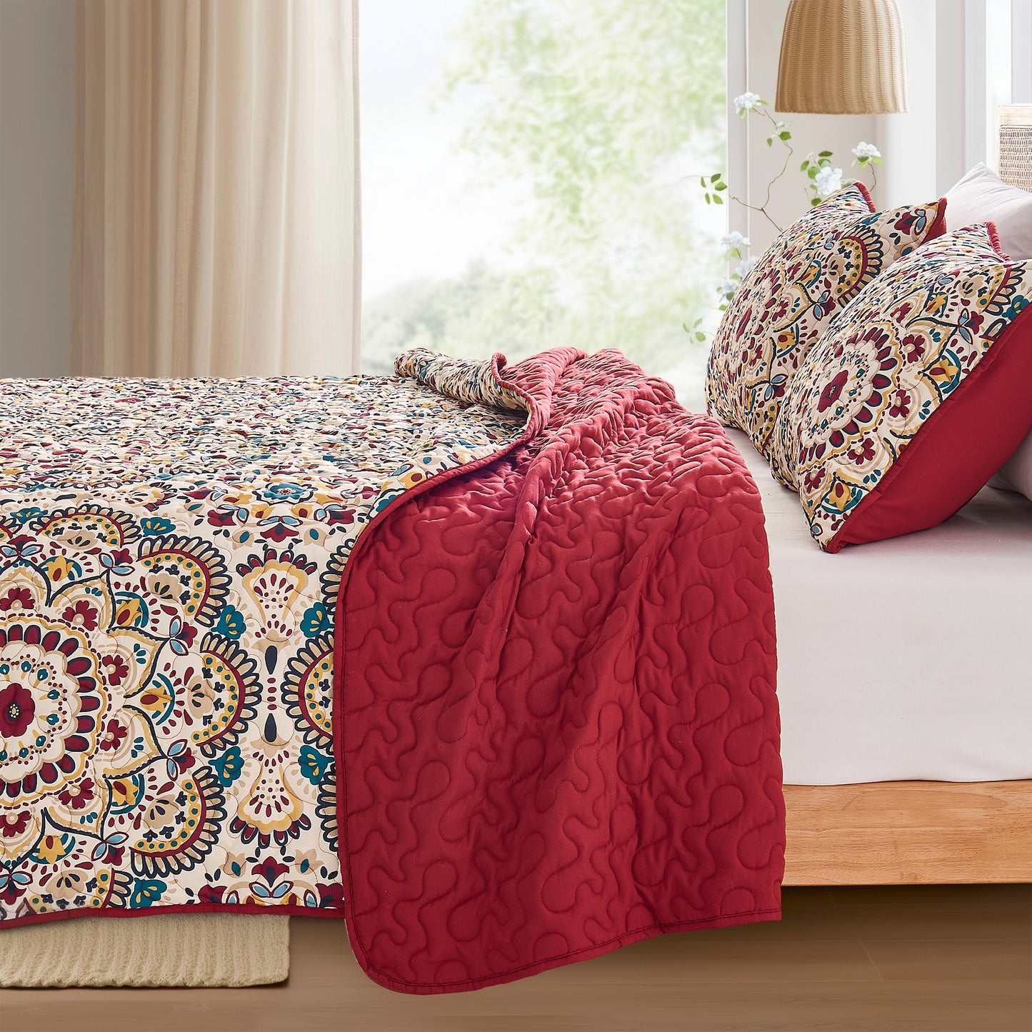 Boho Medallion Reversible Bedspread Quilted Bedding Set