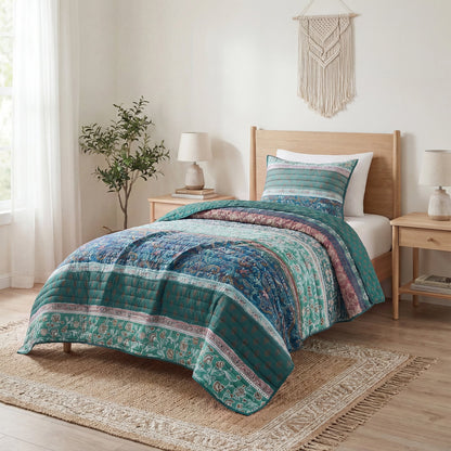 Boho Floral Reversible Patchwork Quilt Set with Pillowcases
