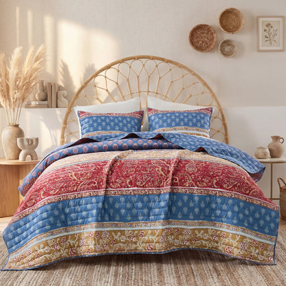 Boho Floral Reversible Patchwork Quilt Set with Pillowcases