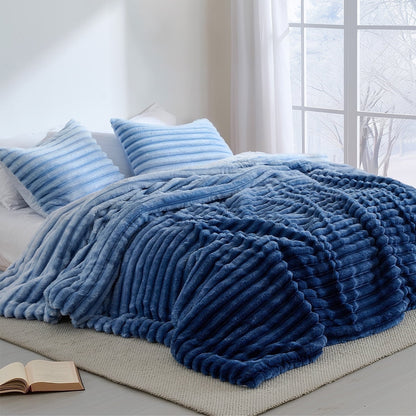 Fluffy Ribbed Plush Comforter Bedding Set
