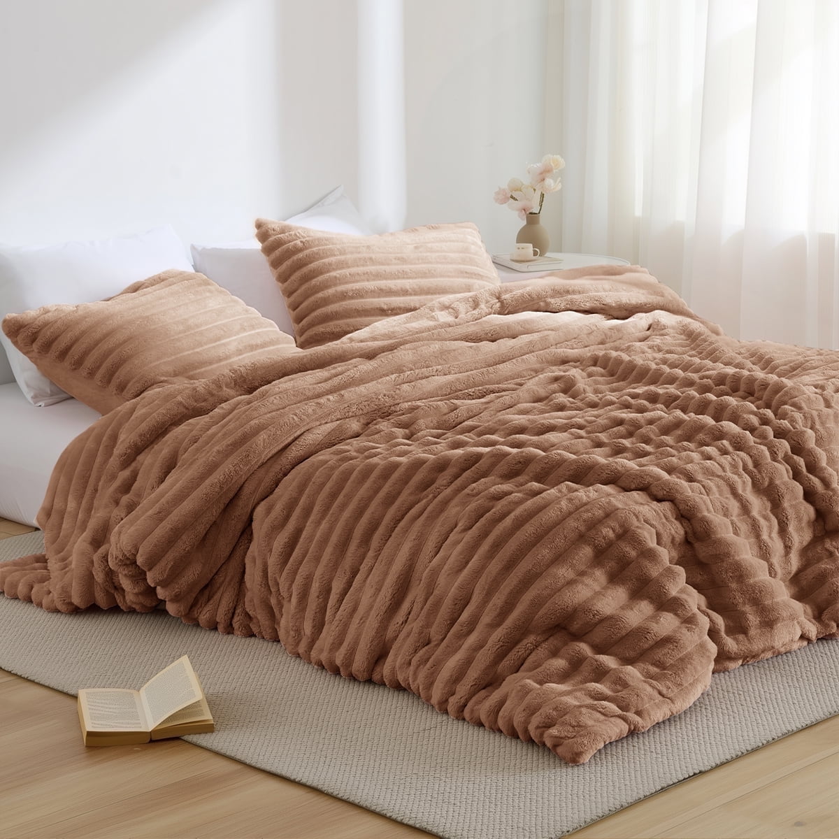 Fluffy Ribbed Plush Comforter Bedding Set